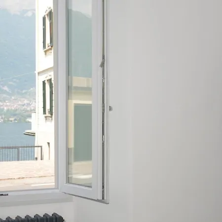 Lescen White - Swimming Pool Apartment